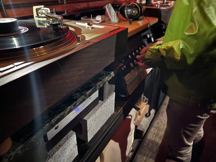 New player, new setup. Thoughts? : r/vinyl New player, new setup. Thoughts? : r/vinyl